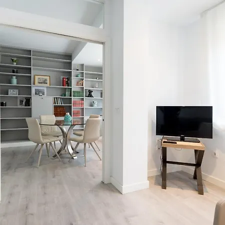Soho Premium 3 Bedrooms מאלגה